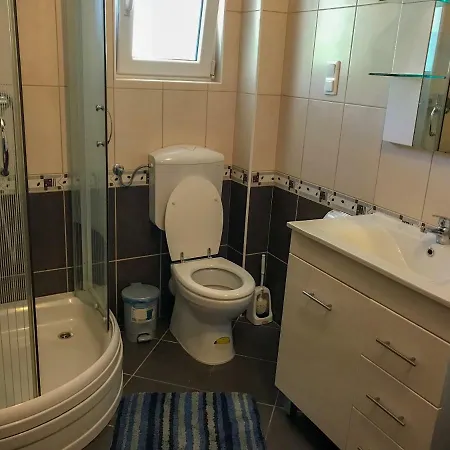 Filip شقة تروغير